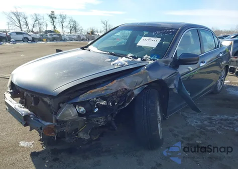 2012 Honda Accord 3.5 Ex-L z USA, uszkodzony, nr VIN 1HGCP3F84CA041111